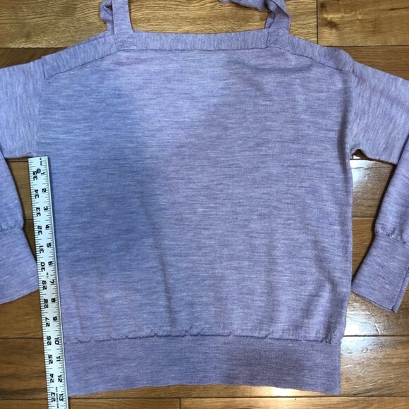 J Crew 100% Merino Wool Cold Shoulder Lavender Sweater Size S - Picture 4 of 8